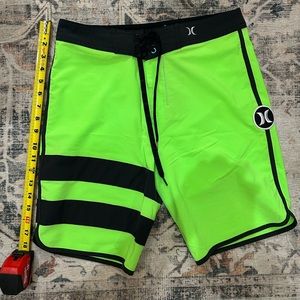 Vintage Hurley Phantom men’s swim shorts size 28
